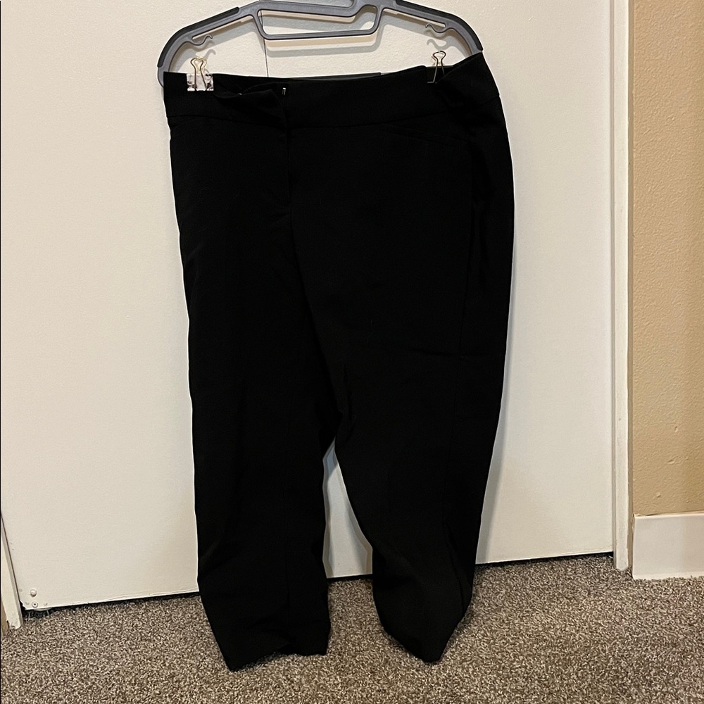Apt 9 black capris
